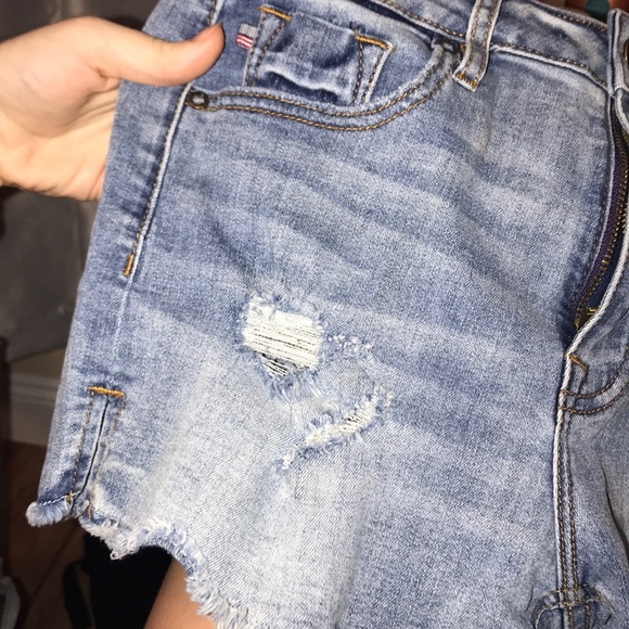 ✨Light wash Shorts - Picture 3 of 3